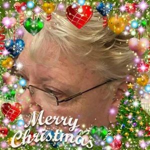 Meet your Posher, Gail davis